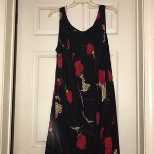 Black/red flowered dress